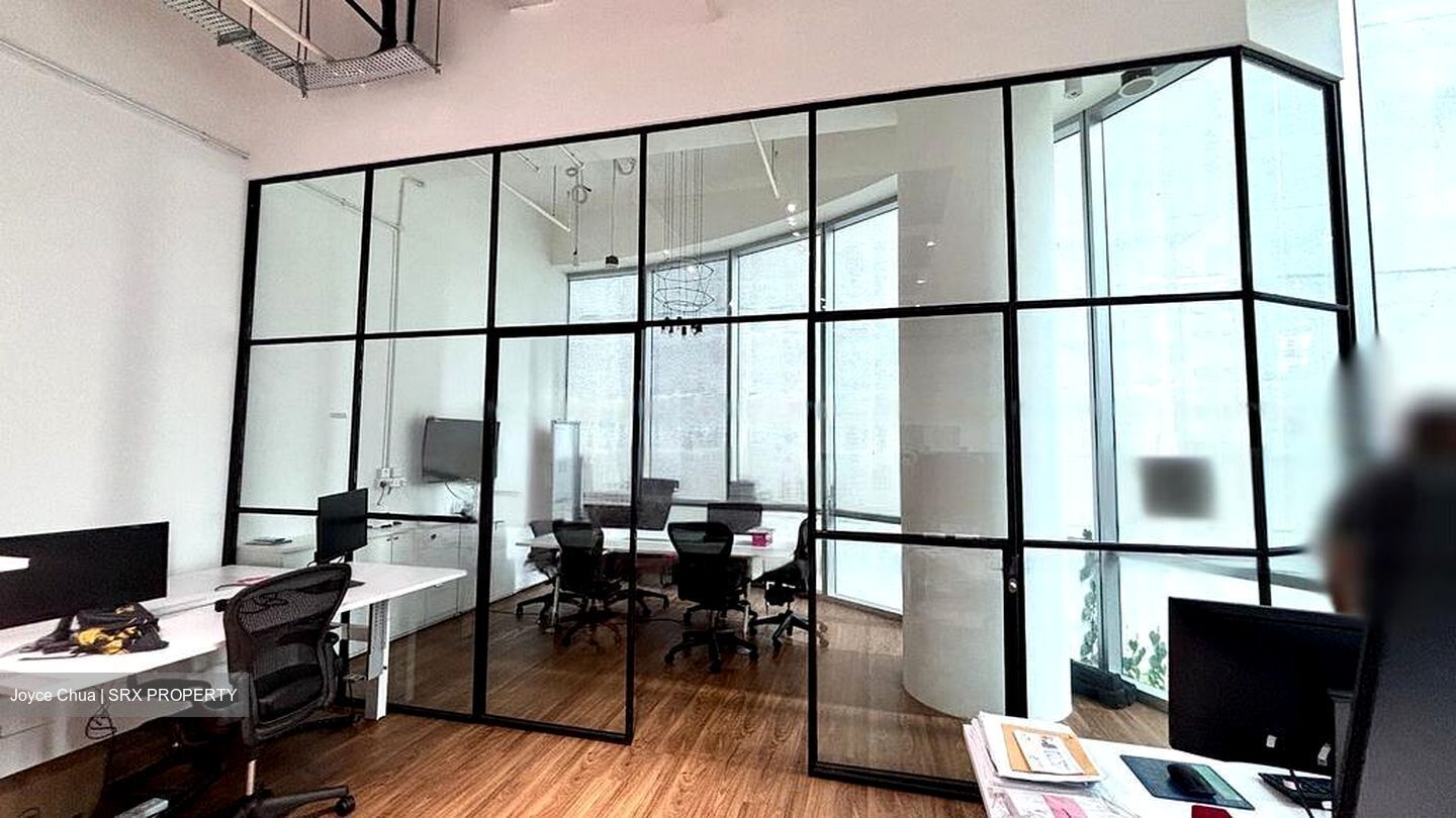 Oxley Tower (D1), Office #462624661